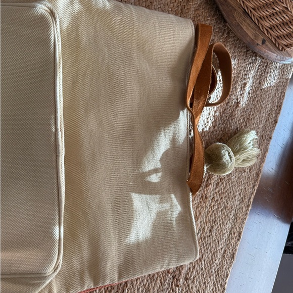 Basically brand new used once for one hour . It’s a Panache tote great colors. - Picture 3 of 5